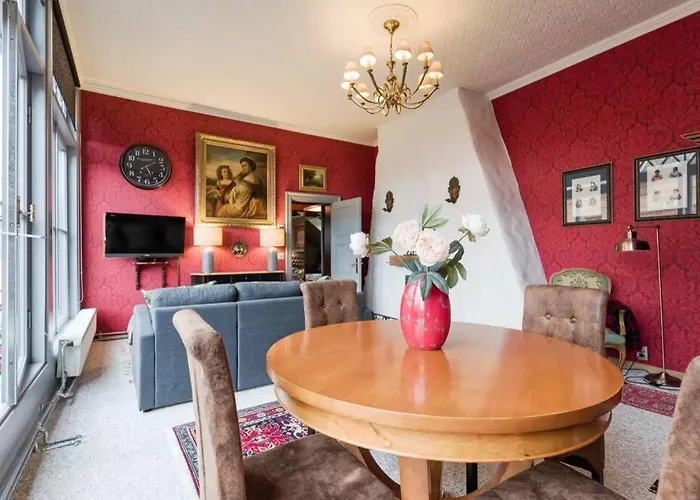 Old Town View In With Sauna アパート *